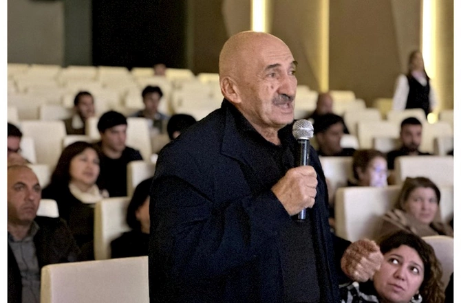 Vüqar Camalzadə Üzbəüz layihəsinin qonağı olub — FOTOLAR