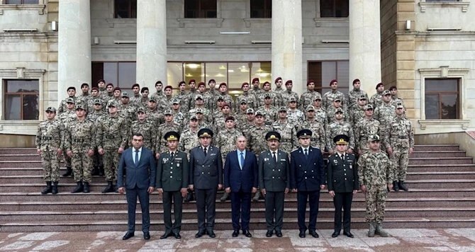 Hərbi Prokurorluq və Daxili Qoşunlar birgə tədbir keçiriblər — FOTOLAR Hərbi Prokurorluq və Daxili Qoşunlar birgə tədbir keçiriblər — FOTOLAR