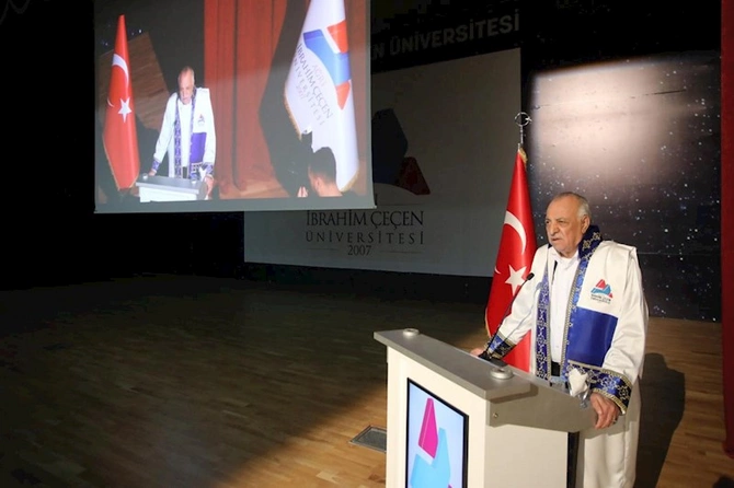 İş adamı Abdolbari Gozala fəxri doktor adı verildi — FOTOLAR