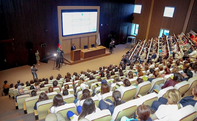 Azərbaycan səhiyyəsi üçün bir ilk — Yeni Klinika Avropa brendinə çevrilir Azərbaycan səhiyyəsi üçün bir ilk — Yeni Klinika Avropa brendinə çevrilir