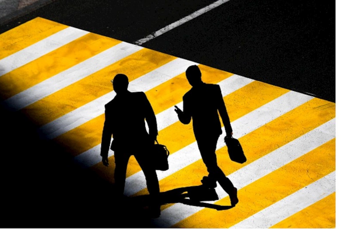Qərb şirkətləri Rusiyada biznes müraciətlərini kütləvi şəkildə geri götürməyə başladı
