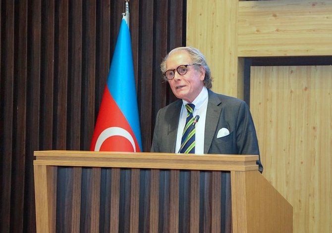 Azərbaycan səhiyyəsi üçün bir ilk — Yeni Klinika Avropa brendinə çevrilir Azərbaycan səhiyyəsi üçün bir ilk — Yeni Klinika Avropa brendinə çevrilir