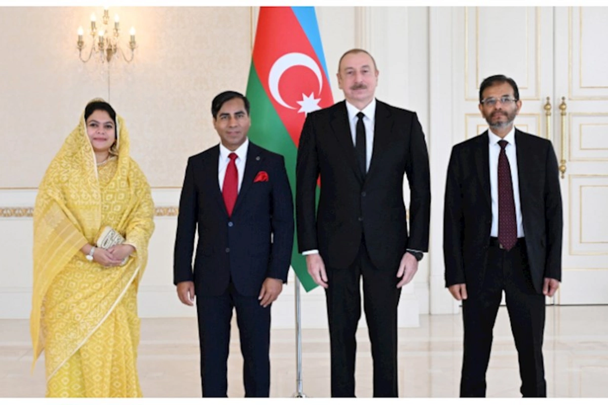 Prezident yeni səfirlərin etimadnaməsini qəbul etdi — FOTOLAR (YENİLƏNDİ)