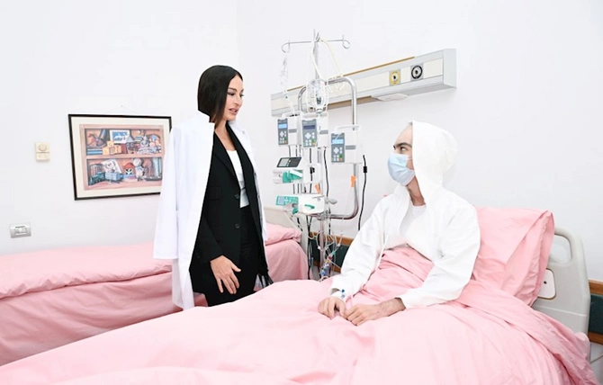Birinci vitse-prezident Talassemiya Mərkəzində — FOTOLAR