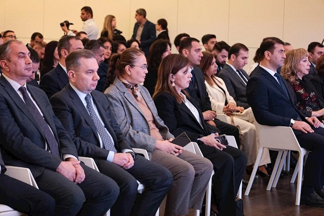 “e-Culture” rəqəmsal idarəetmə modeli ilə bağlı təqdimat keçirildi — FOTOLAR