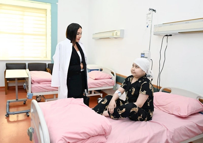 Birinci vitse-prezident Talassemiya Mərkəzində — FOTOLAR