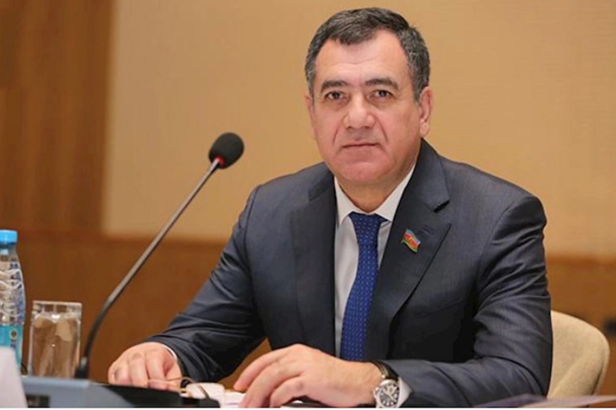 Ölkədə köklü islahatlar aparılmalıdır