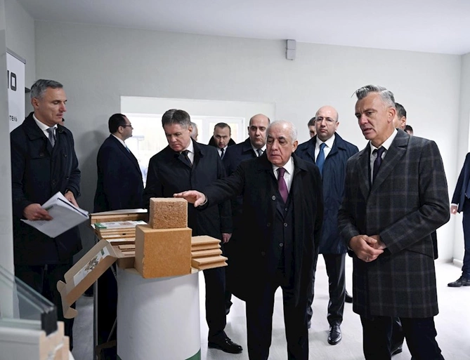 Əli Əsədov Minskin Novaya Okolitsa azmərtəbəli yaşayış massivində olub — FOTO