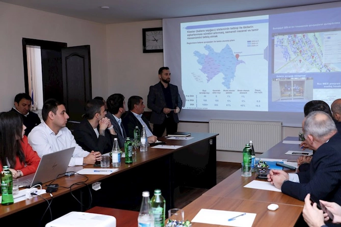 Sumqayıt şəhərində həyata keçirilən pilot layihələr və görüləcək işlər yerində müzakirə edildi — FOTOLAR Sumqayıt şəhərində həyata keçirilən pilot layihələr və görüləcək işlər yerində müzakirə edildi — FOTOLAR