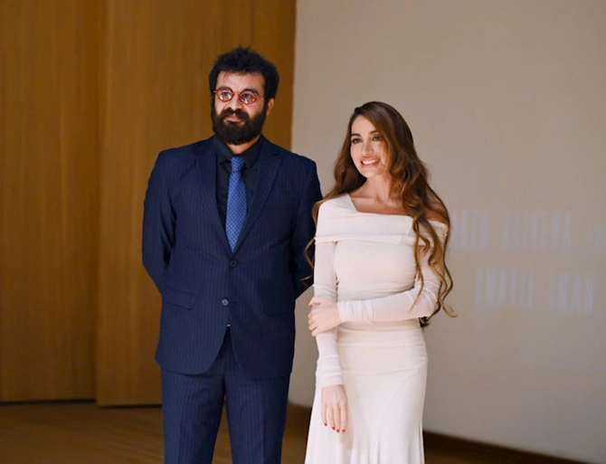 Prezidentin ailə üzvləri Tağıyev: Neft filminin təqdimatında — FOTOLAR Prezidentin ailə üzvləri Tağıyev: Neft filminin təqdimatında — FOTOLAR