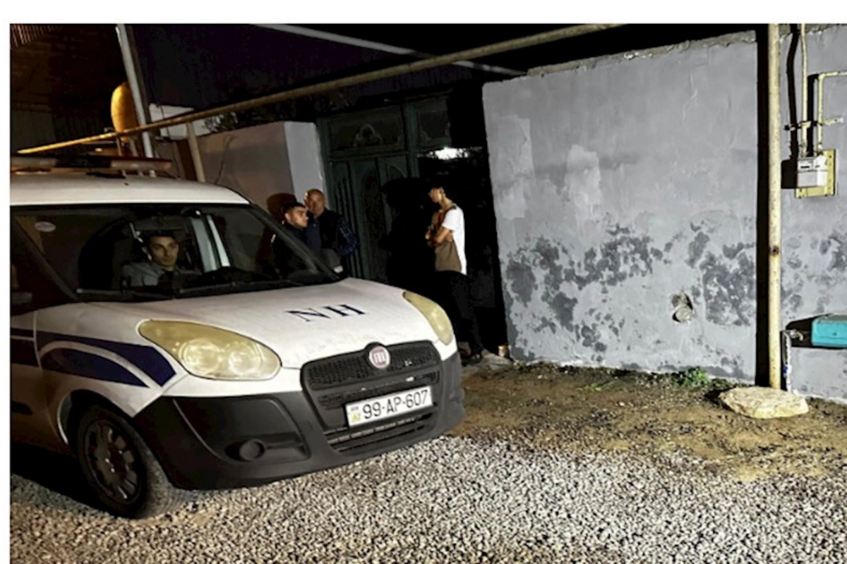 Buzovnada ata və oğlu qonşularını bıçaqladı: Ölən və yaralılar var — YENİLƏNİB