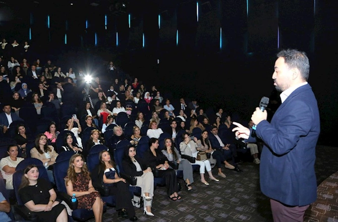 “EduTime”nin təşkilatçılığı ilə Özgür Bolatın seminarı keçirildi — FOTOLAR