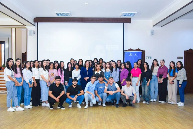 “Könüllülük pedaqogikasının öyrənilməsi” layihəsi çərçivəsində növbəti seminar keçirilib —FOTOLAR