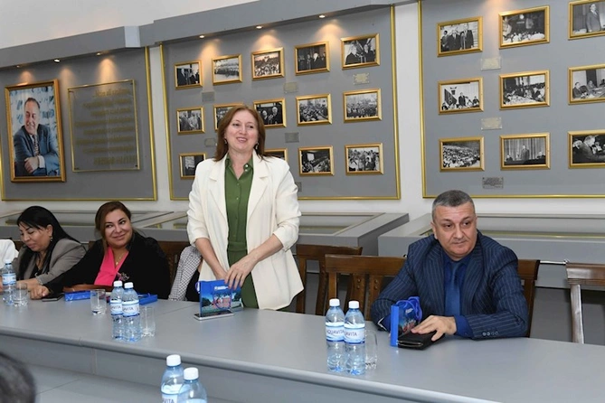 “Çin çıxan yuxular” sənədli filminin təqdimatı keçirilib — FOTOLAR