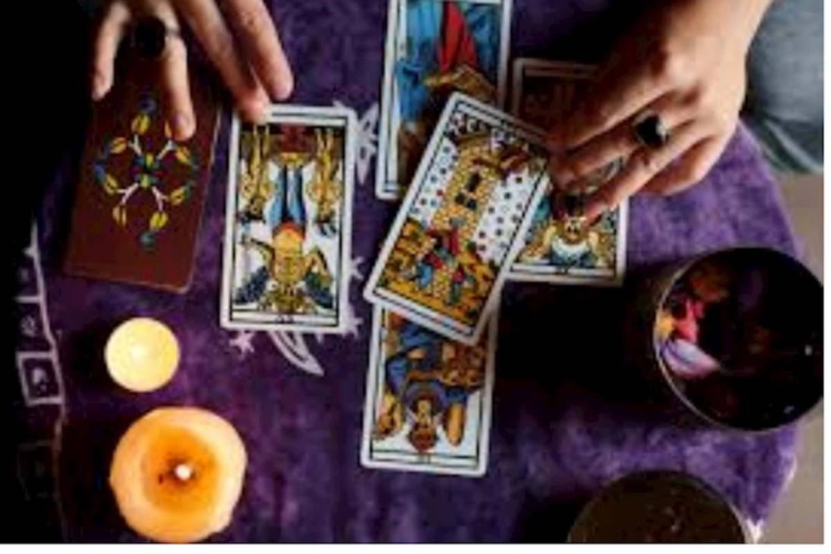 Tarot oxuyanlar və ekstrasenslər üçün ağır cəza tətbiq ediləcək