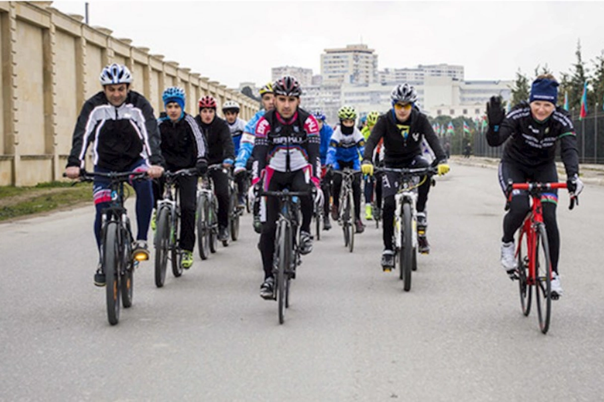“Həftənin bir günü velosipedlə hərəkət etsinlər” — Millət vəkillərinə ÇAĞIRIŞ