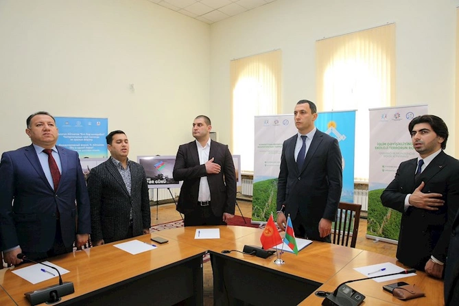 Bişkekdə Zəfər Gününə həsr edilmiş tədbir keçirildi — FOTOLAR Bişkekdə Zəfər Gününə həsr edilmiş tədbir keçirildi — FOTOLAR