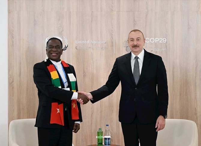 İlham Əliyev zimbabveli həmkarı ilə görüşdü — FOTO (YENİLƏNİB) İlham Əliyev zimbabveli həmkarı ilə görüşdü — FOTO (YENİLƏNİB)