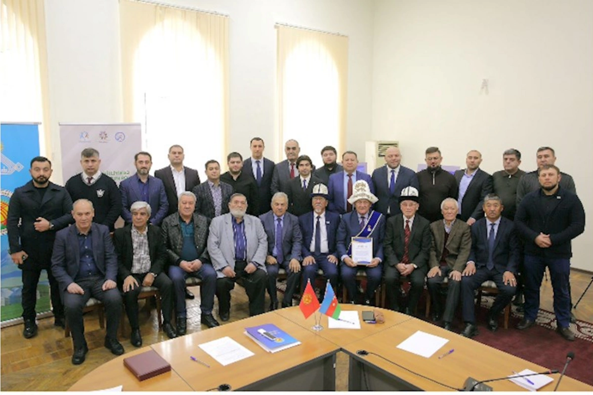 Bişkekdə Zəfər Gününə həsr edilmiş tədbir keçirildi — FOTOLAR