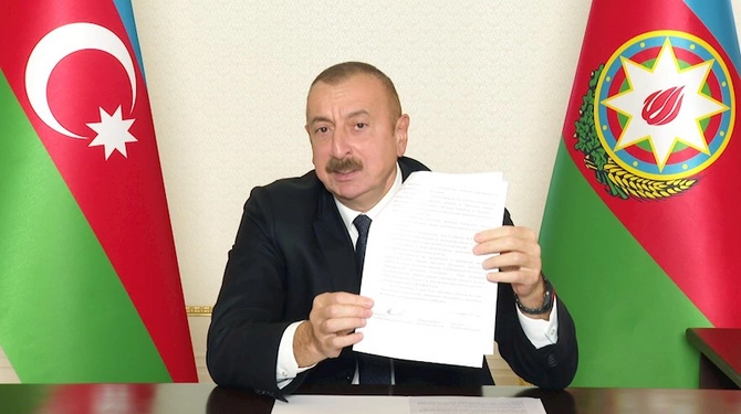 Ermənistanın kapitulyasiya aktını imzalamasından 4 il ötür