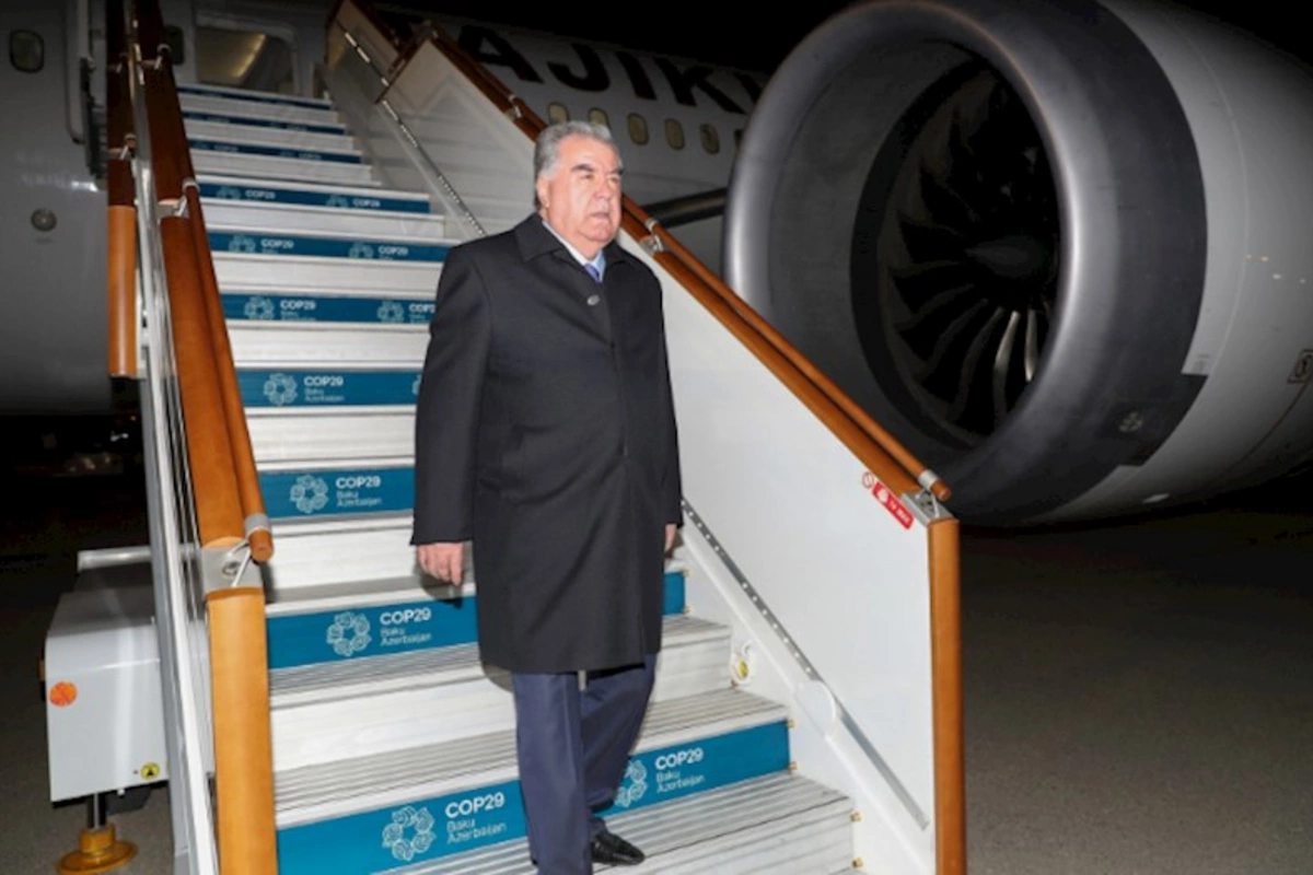 Emoməli Rəhmonun Azərbaycana səfəri başladı — FOTOLAR