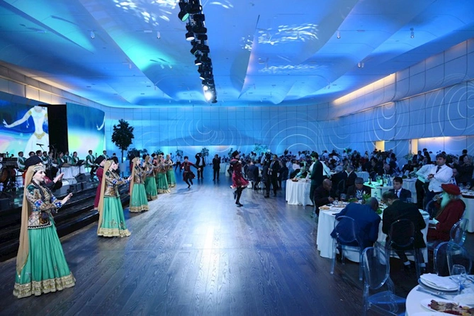 Nümayəndə heyətlərinin şərəfinə Heydər Əliyev Mərkəzində ziyafət verildi — FOTOLAR