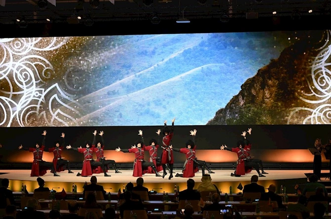 Bakıda COP29-un Liderlər Sammitinin açılış mərasimi keçirilib — VİDEO (YENİLƏNİB) Bakıda COP29-un Liderlər Sammitinin açılış mərasimi keçirilib — VİDEO (YENİLƏNİB)