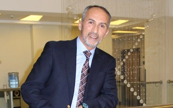 Estetik cərrahlarla bağlı şikayət edən həkimlər onlar imiş — FOTOLAR