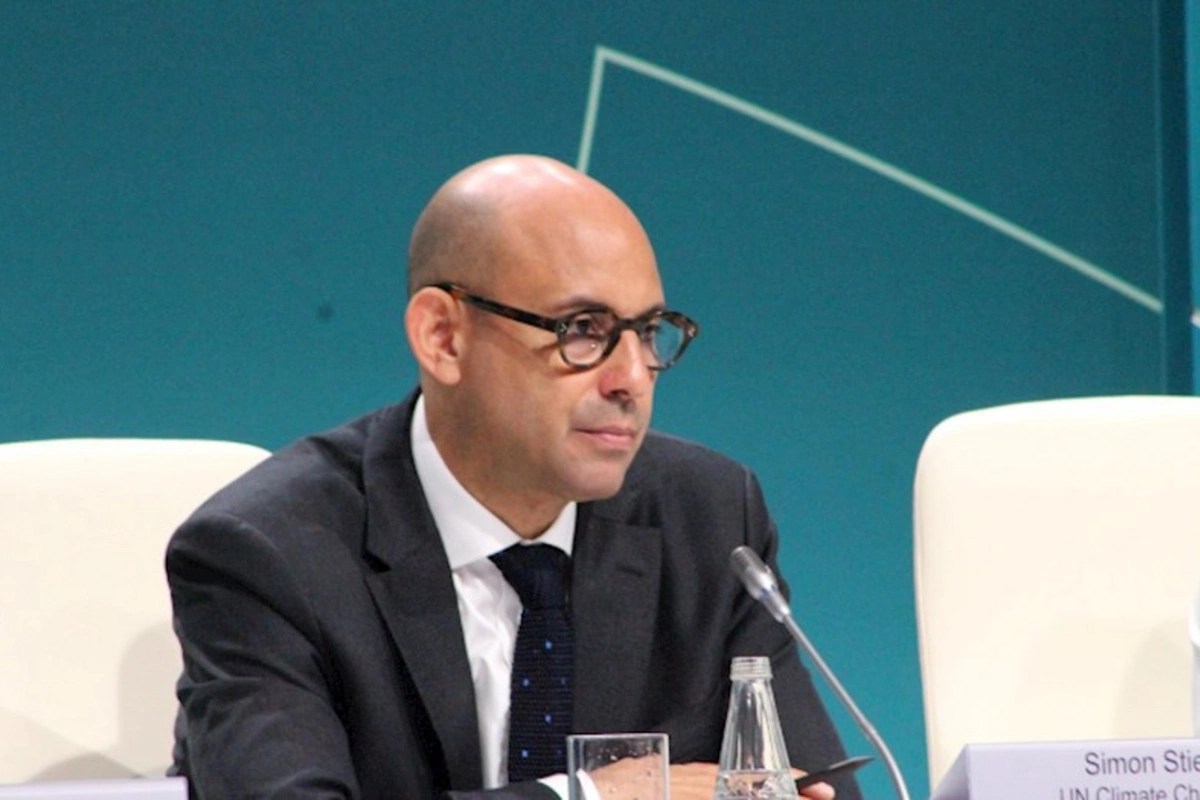 İqlim böhranı iqtisadiyyatın qatilinə çevrilir — Saymon Stil
