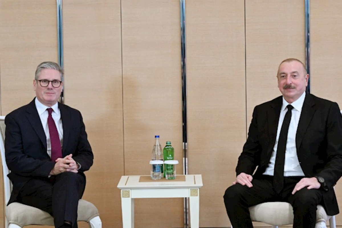 Prezident İlham Əliyev Britaniyanın Baş naziri ilə görüşüb — FOTO (YENİLƏNİB)