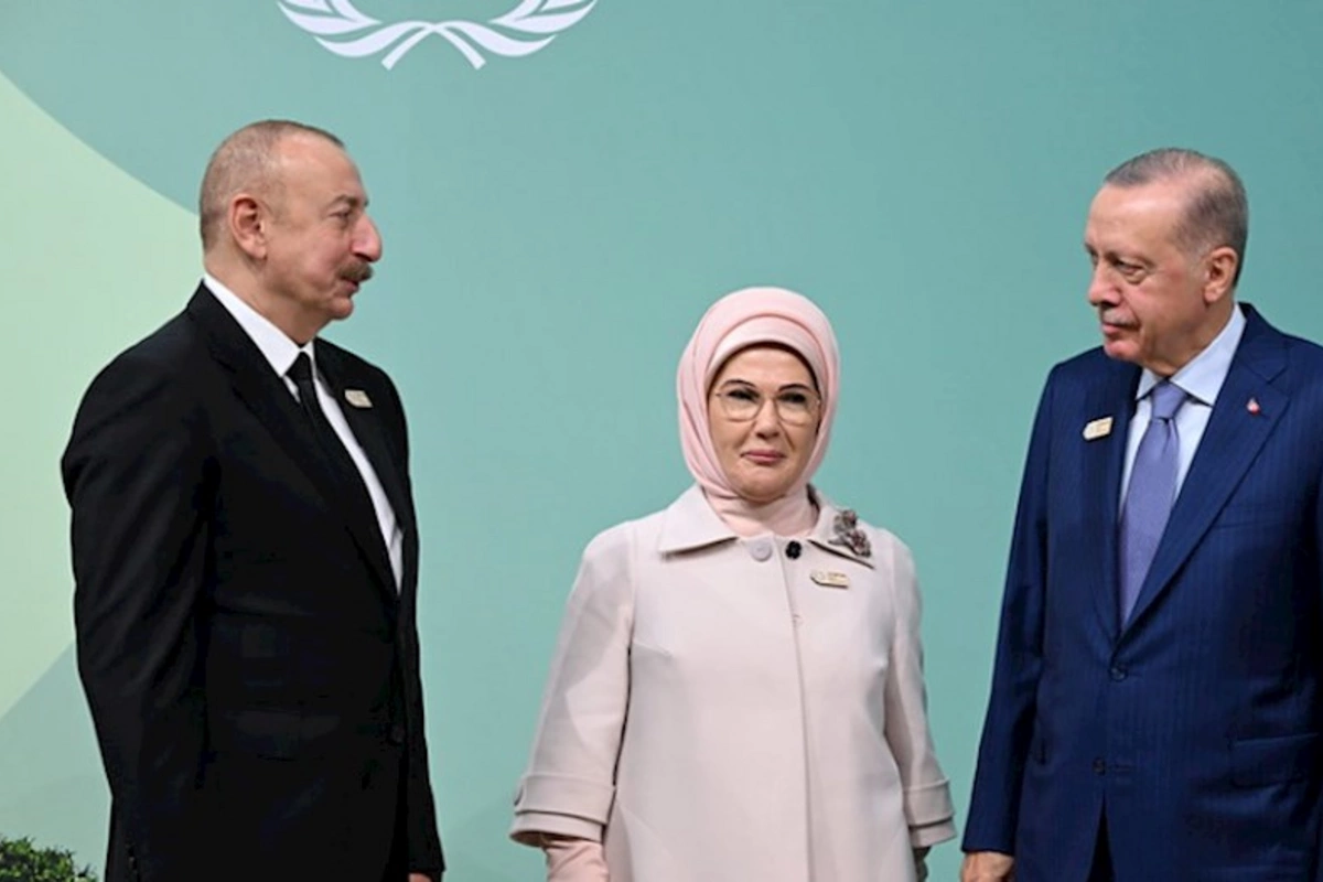 İlham Əliyev Ərdoğan və xanımını belə qarşıladı — VİDEO/FOTOLAR