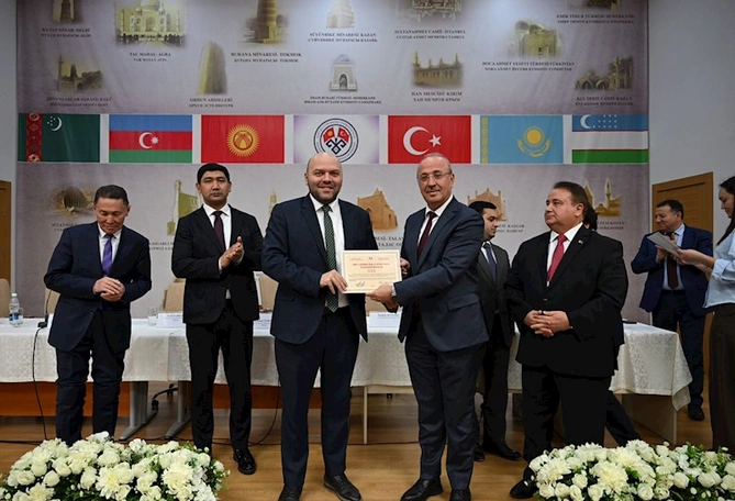 Qırğızıstanın Manas Dövlət Universitetində COP29 ilə bağlı konfrans keçirildi — FOTOLAR