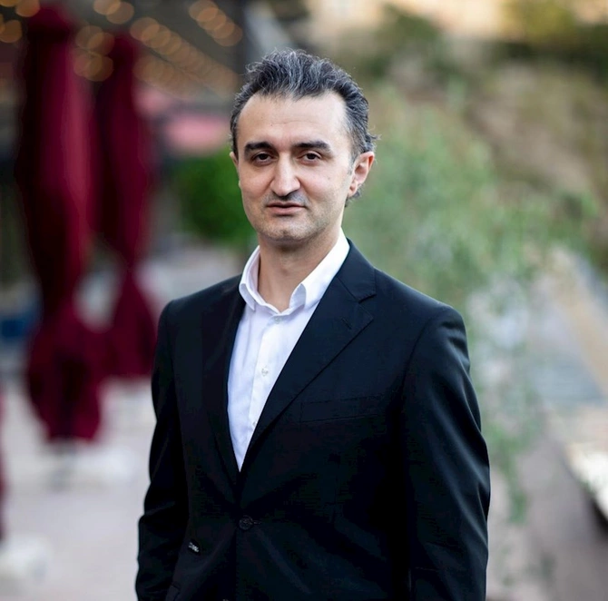 Estetik cərrahlarla bağlı şikayət edən həkimlər onlar imiş — FOTOLAR