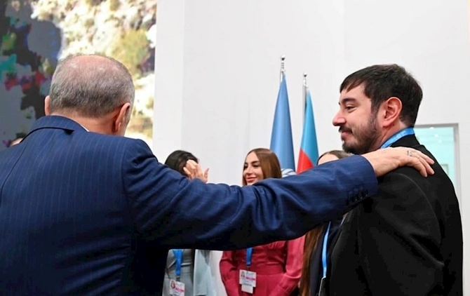 Ərdoğan və xanımı Prezidentin ailə üzvləri ilə görüşdü — FOTOLAR
