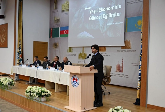 Qırğızıstanın Manas Dövlət Universitetində COP29 ilə bağlı konfrans keçirildi — FOTOLAR
