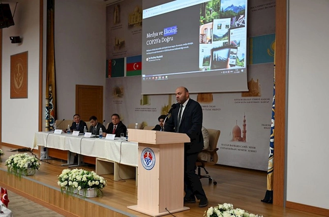 Qırğızıstanın Manas Dövlət Universitetində COP29 ilə bağlı konfrans keçirildi — FOTOLAR
