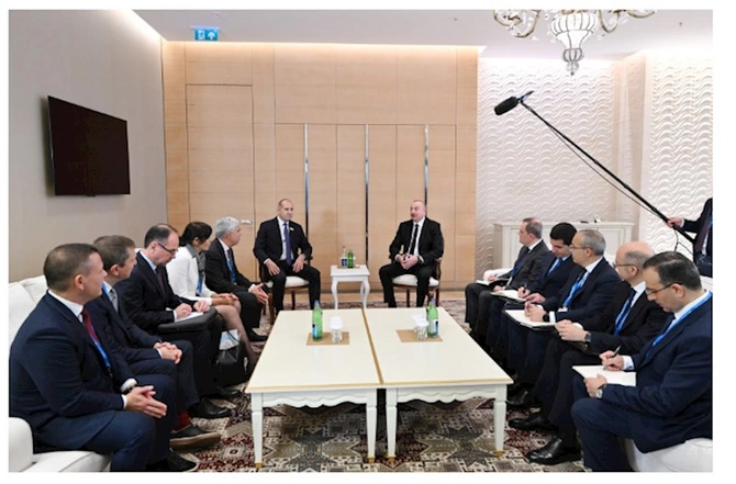 “SOCAR və Asarel Energy arasında Birgə İnkişaf Sazişi” imzalandı — FOTOLAR (YENİLƏNİB) “SOCAR və Asarel Energy arasında Birgə İnkişaf Sazişi” imzalandı — FOTOLAR (YENİLƏNİB)