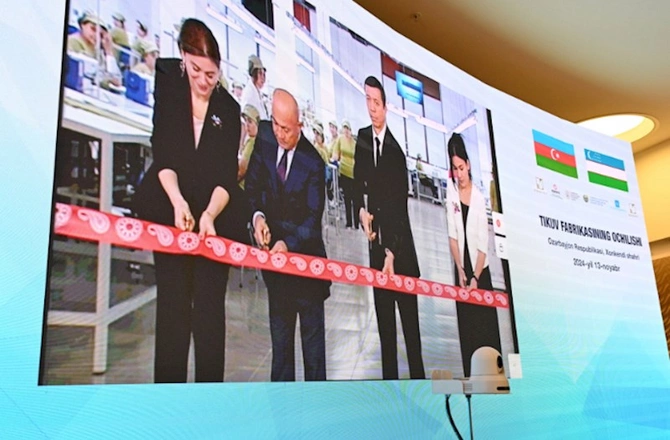 Prezidentlər videobağlantı vasitəsi ilə Xankəndidə tikiş fabrikinin açılışında iştirak etdilər — FOTOLAR (YENİLƏNİB) Prezidentlər videobağlantı vasitəsi ilə Xankəndidə tikiş fabrikinin açılışında iştirak etdilər — FOTOLAR (YENİLƏNİB)