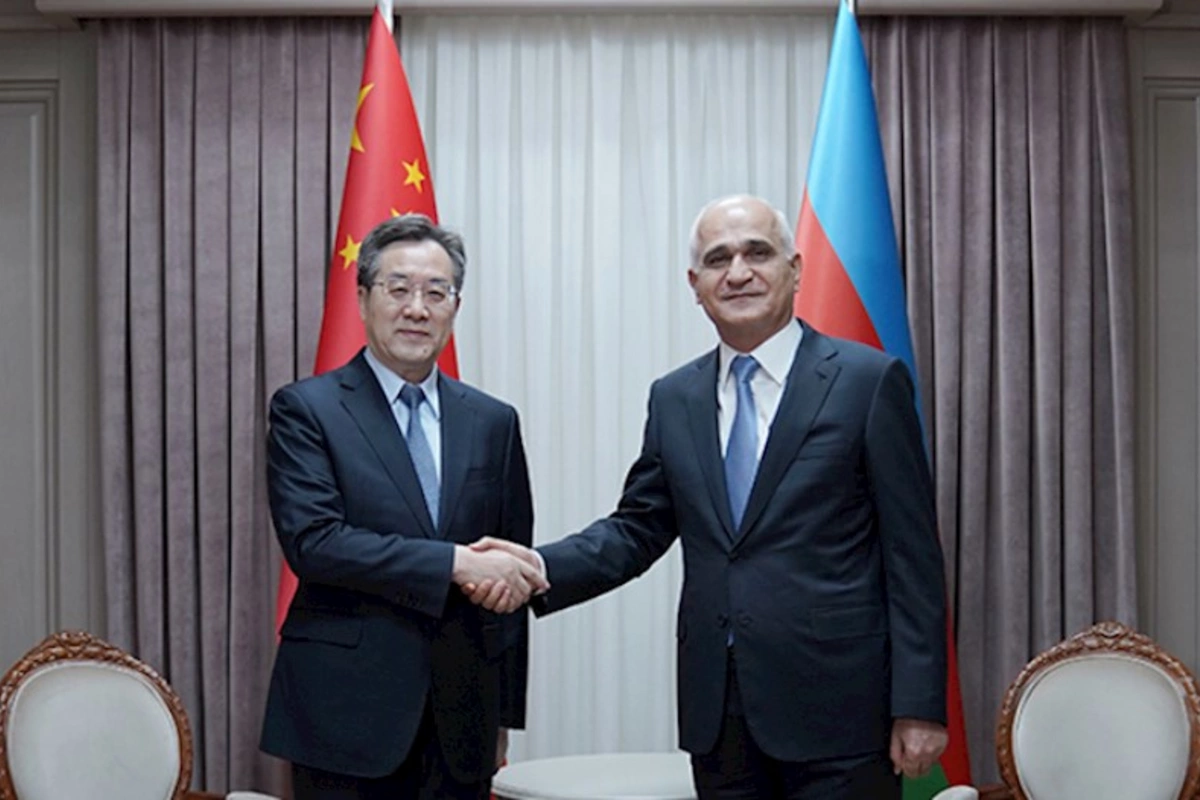 Şahin Mustafayev Din Süesyanla görüşdü — FOTO