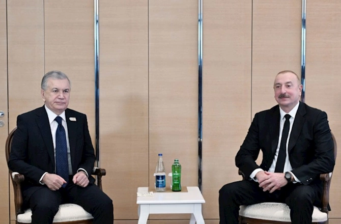 Prezidentlər videobağlantı vasitəsi ilə Xankəndidə tikiş fabrikinin açılışında iştirak etdilər — FOTOLAR (YENİLƏNİB) Prezidentlər videobağlantı vasitəsi ilə Xankəndidə tikiş fabrikinin açılışında iştirak etdilər — FOTOLAR (YENİLƏNİB)