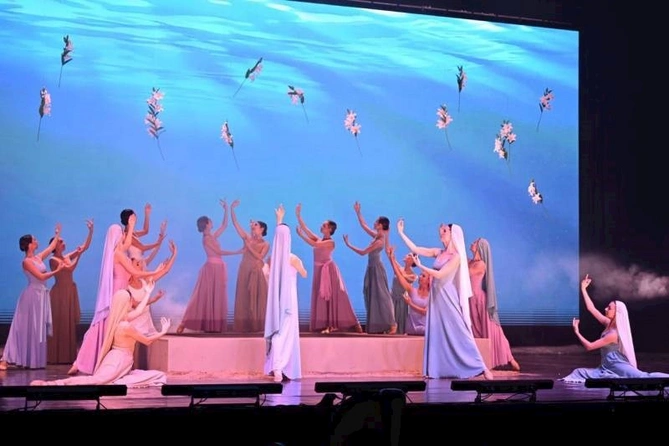 COP29-un qonaqlarına “Oyanış adlı konsert-tamaşa təqdim edildi — FOTOLAR COP29-un qonaqlarına “Oyanış adlı konsert-tamaşa təqdim edildi — FOTOLAR