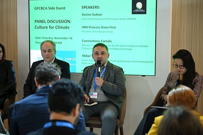 “İqlim üçün mədəniyyət” adlı panel sessiya keçirilib — FOTOLAR