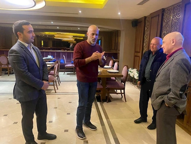 Xalq artisti ilə görüş keçirildi — FOTOLAR