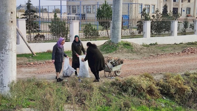 “Yaşıl dünya naminə həmrəylik ili” çərçivəsində təmizlik aksiyası Hacıqabul rayonunda keçirilib — FOTOLAR