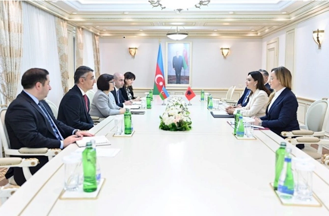Sahibə Qafarova albaniyalı həmkarı ilə görüşdü — FOTO Sahibə Qafarova albaniyalı həmkarı ilə görüşdü — FOTO