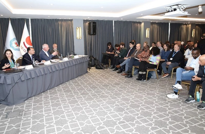 COP29 çərçivəsində “Həmkarlar ittifaqları üçün strateji gün” mövzusunda tədbir keçirilib — FOTOLAR