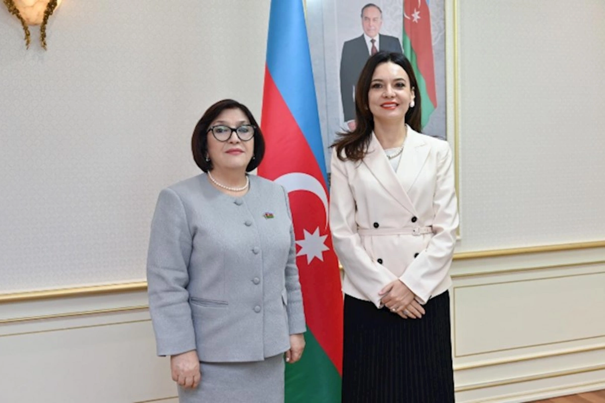 Sahibə Qafarova albaniyalı həmkarı ilə görüşdü — FOTO
