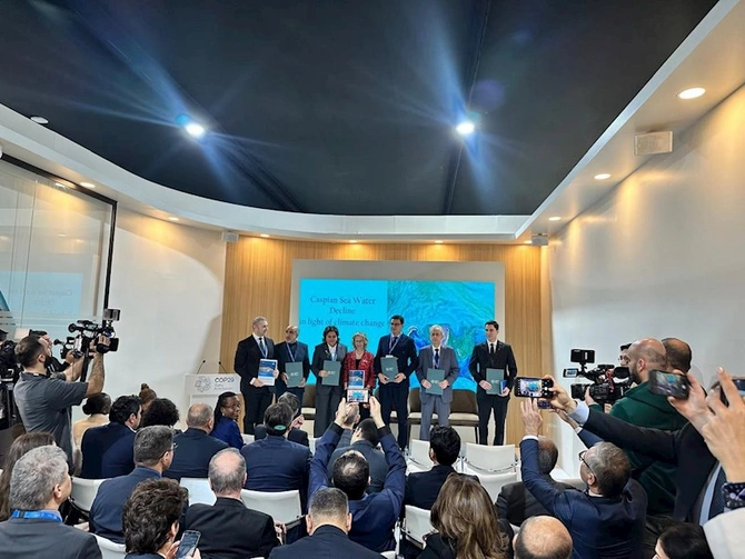 Bakıda Xəzəryanı dövlətlərin bəyannaməsi qəbul olundu — FOTOLAR Bakıda Xəzəryanı dövlətlərin bəyannaməsi qəbul olundu — FOTOLAR