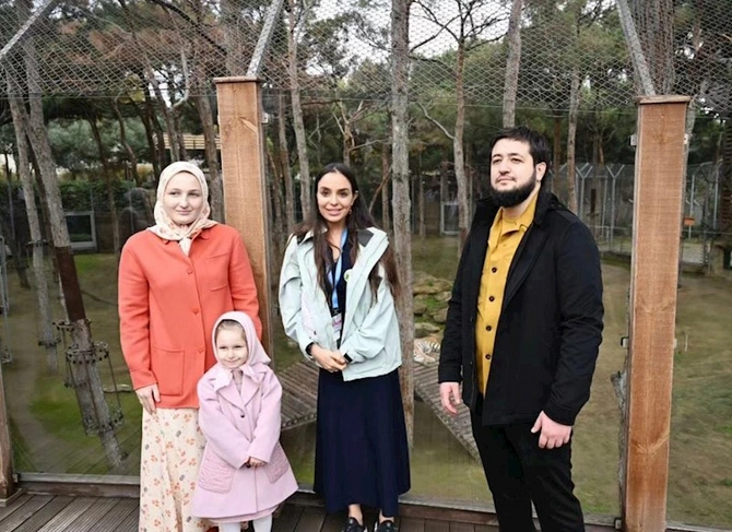 Leyla Əliyeva Bakı zooparkından paylaşım etdi — FOTOLAR