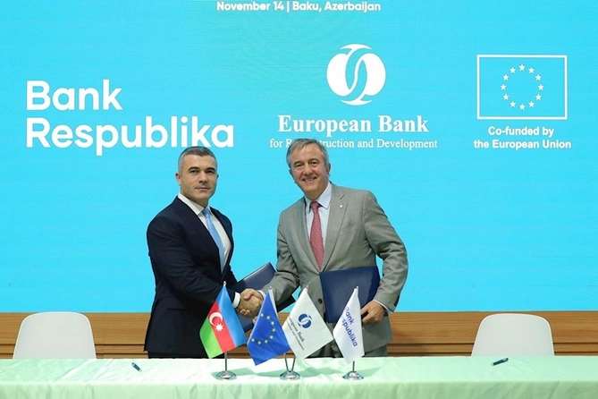 Bank Respublika və EBRD COP29 çərçivəsində yaşıl kredit sazişi imzalayıb — FOTOLAR Bank Respublika və EBRD COP29 çərçivəsində yaşıl kredit sazişi imzalayıb — FOTOLAR